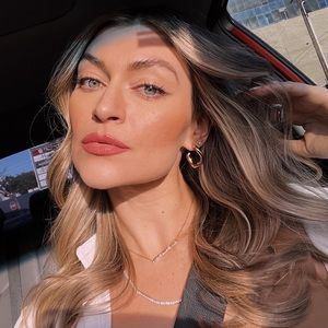 Meet your Posher, Gabby